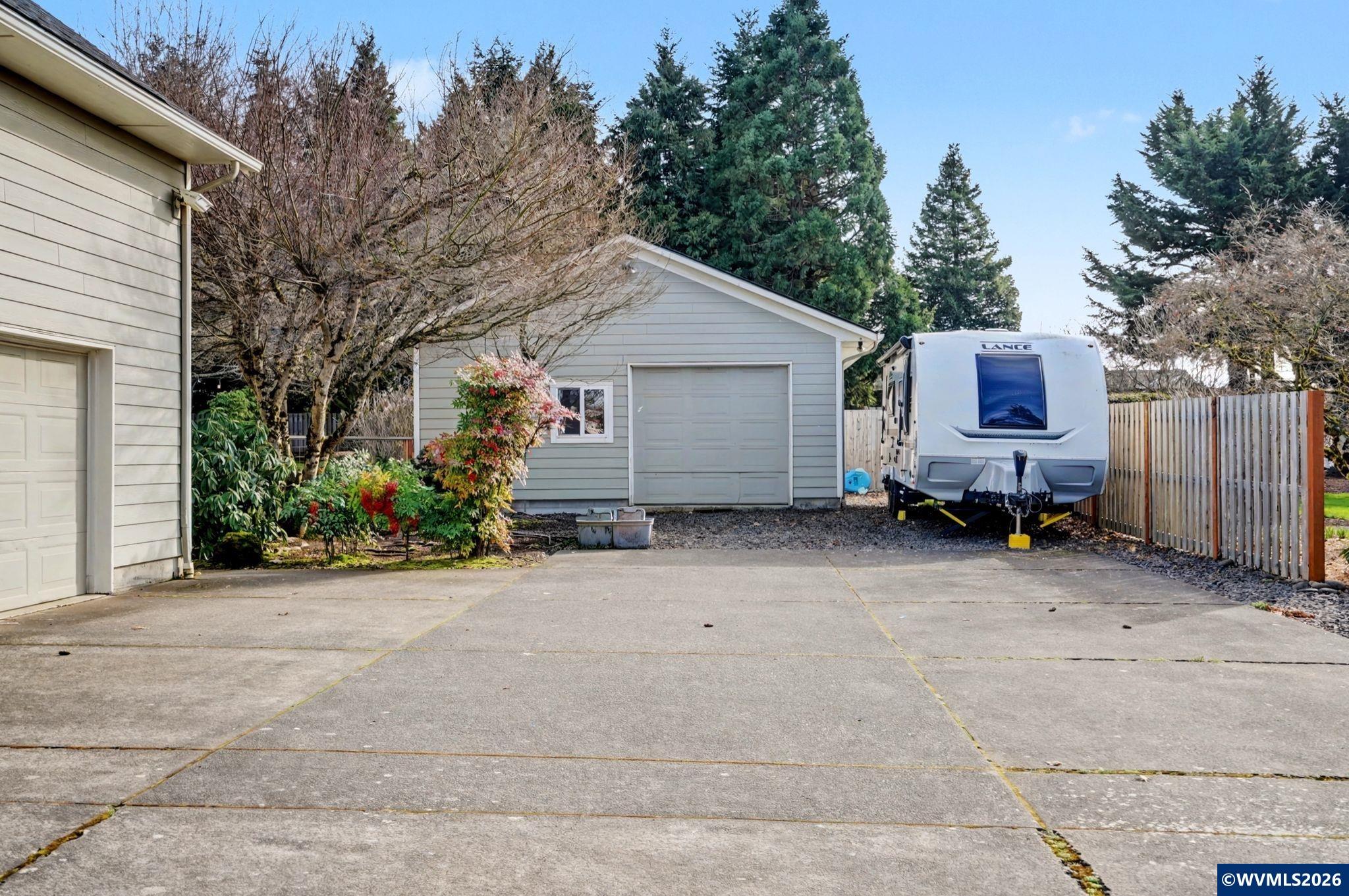 742 East Main Street Sublimity, OR 97385 - Photo 4 of 50