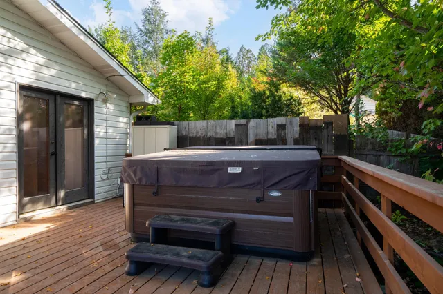 $699,000 | 105 Sprague Street, Rockford, WA 99030