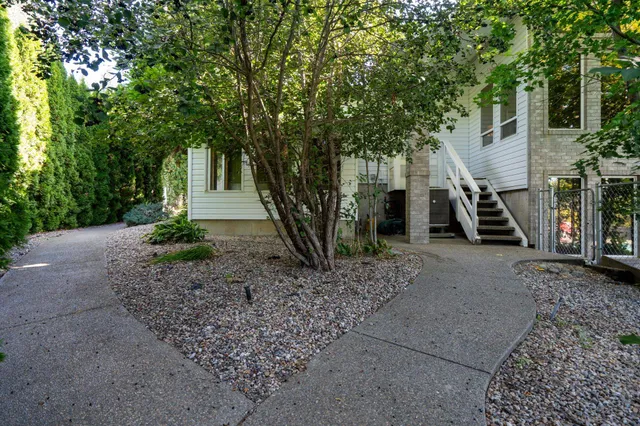 $699,000 | 105 Sprague Street, Rockford, WA 99030