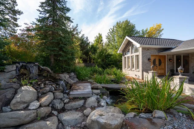 $699,000 | 105 Sprague Street, Rockford, WA 99030