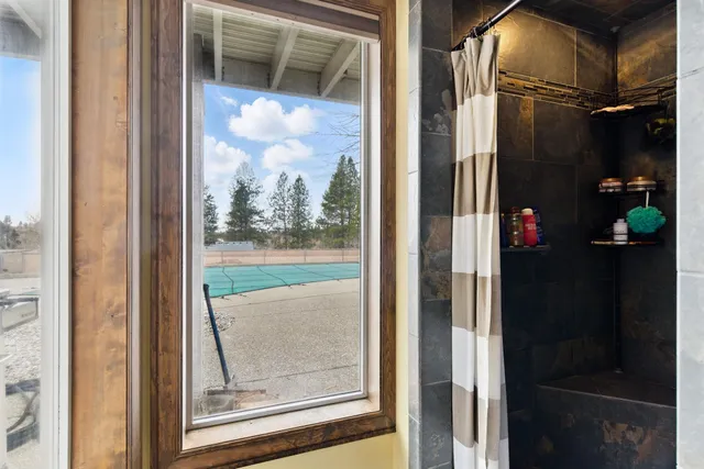 $699,000 | 105 Sprague Street, Rockford, WA 99030