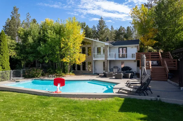 $699,000 | 105 Sprague Street, Rockford, WA 99030