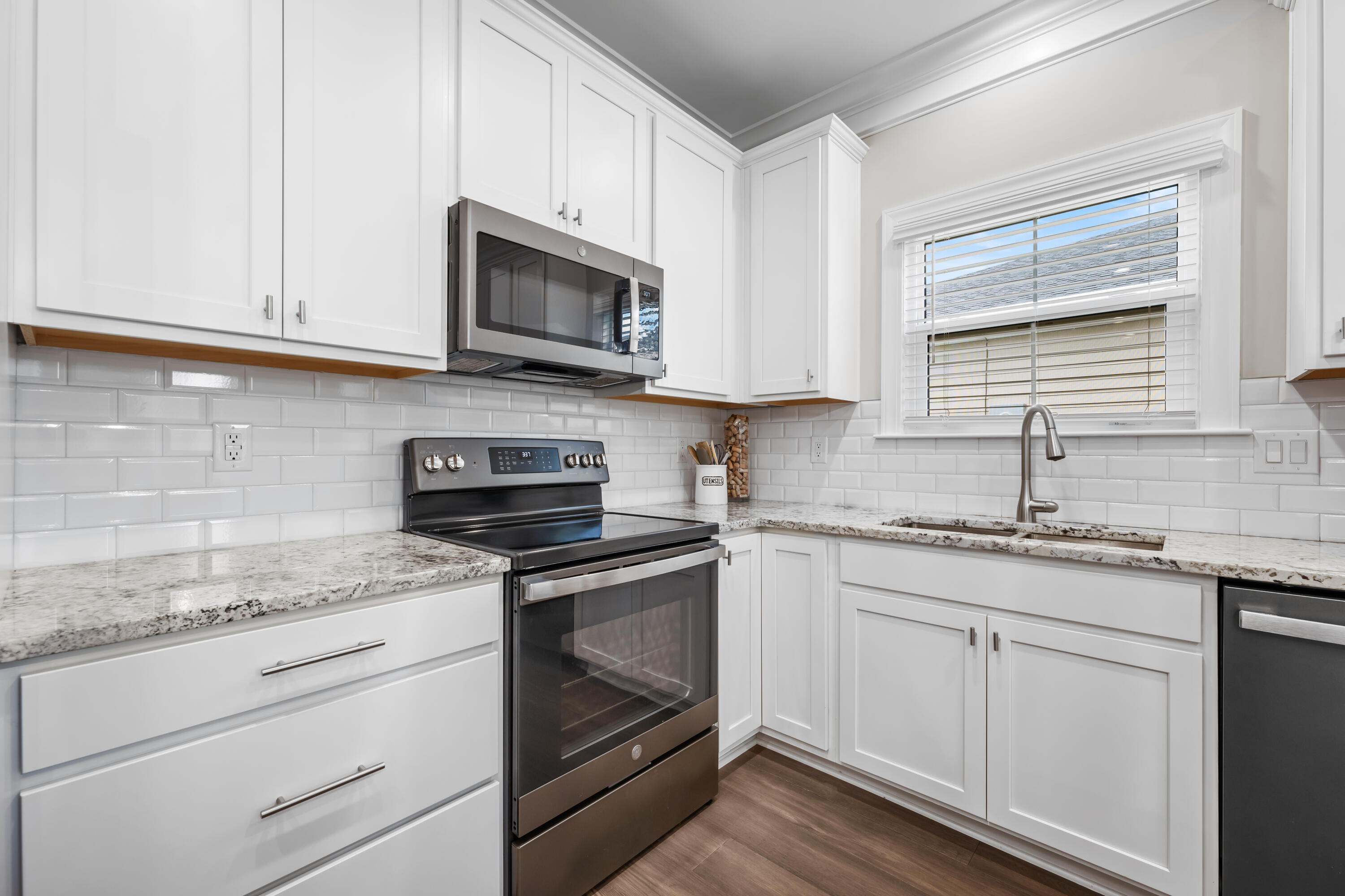 4319 Bream Road Charleston, SC 29418 - Photo 8 of 30 P1065370
