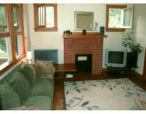 502 Cascade Road Forest Hills, PA 15221 - Photo 4 of 8 Gallery Image 4