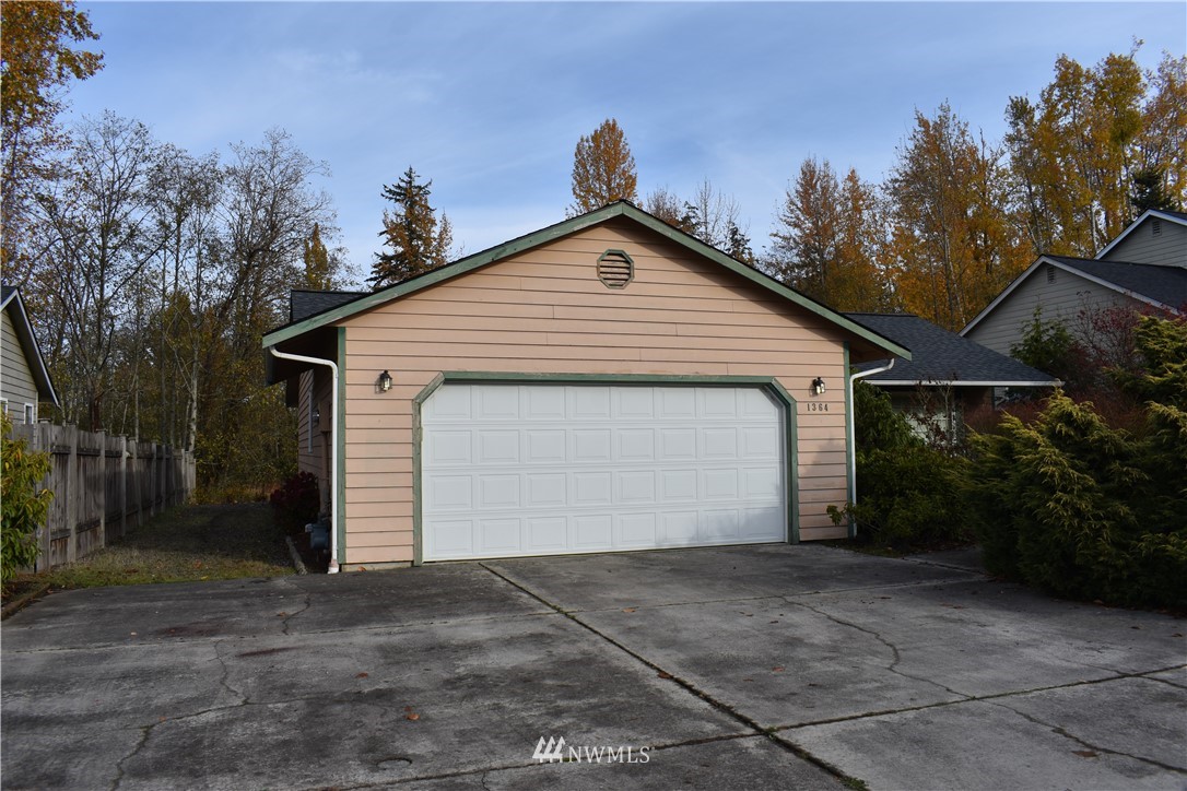1364 Roma Road Bellingham, WA 98226 - Photo 2 of 22