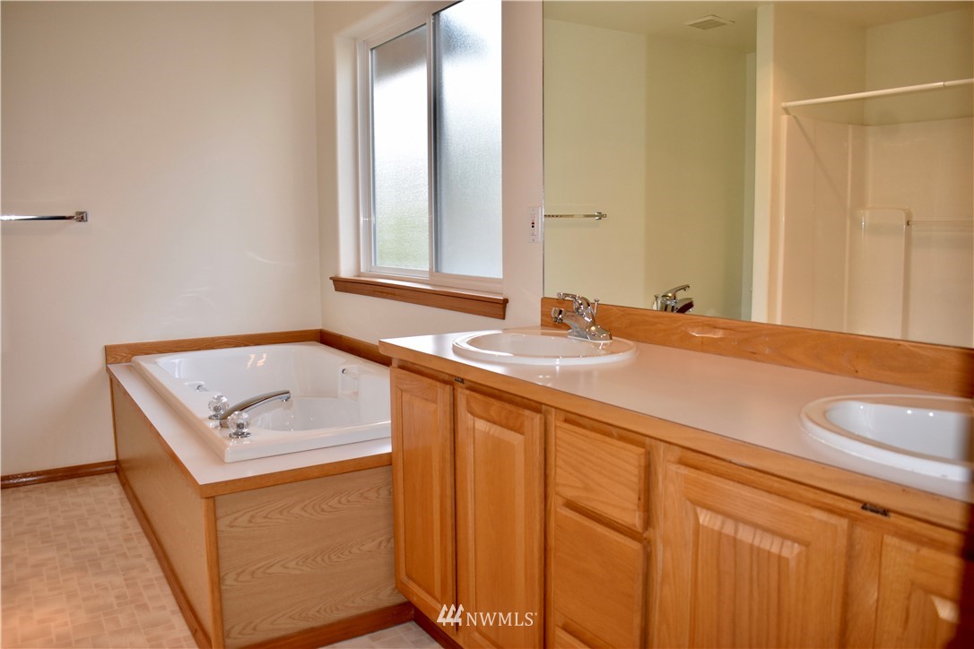 1364 Roma Road Bellingham, WA 98226 - Photo 15 of 22