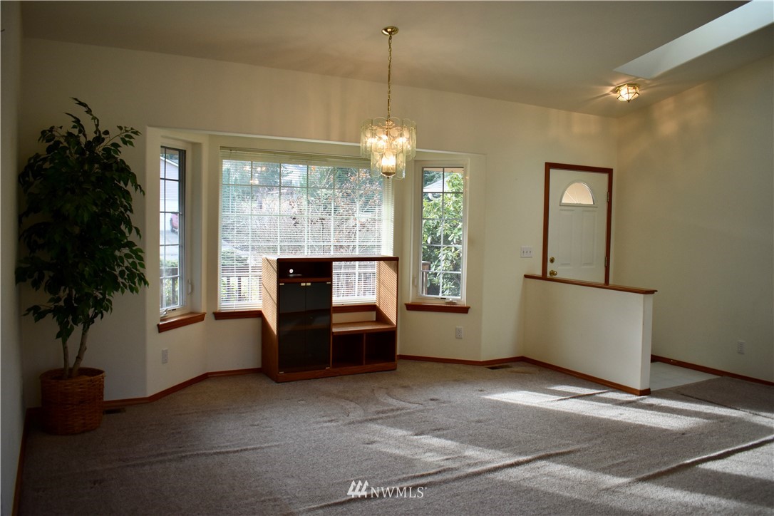 1364 Roma Road Bellingham, WA 98226 - Photo 4 of 22