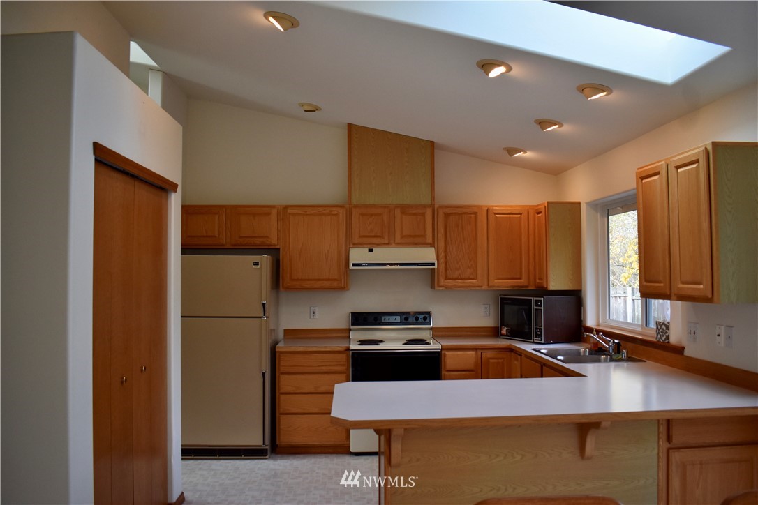 1364 Roma Road Bellingham, WA 98226 - Photo 6 of 22
