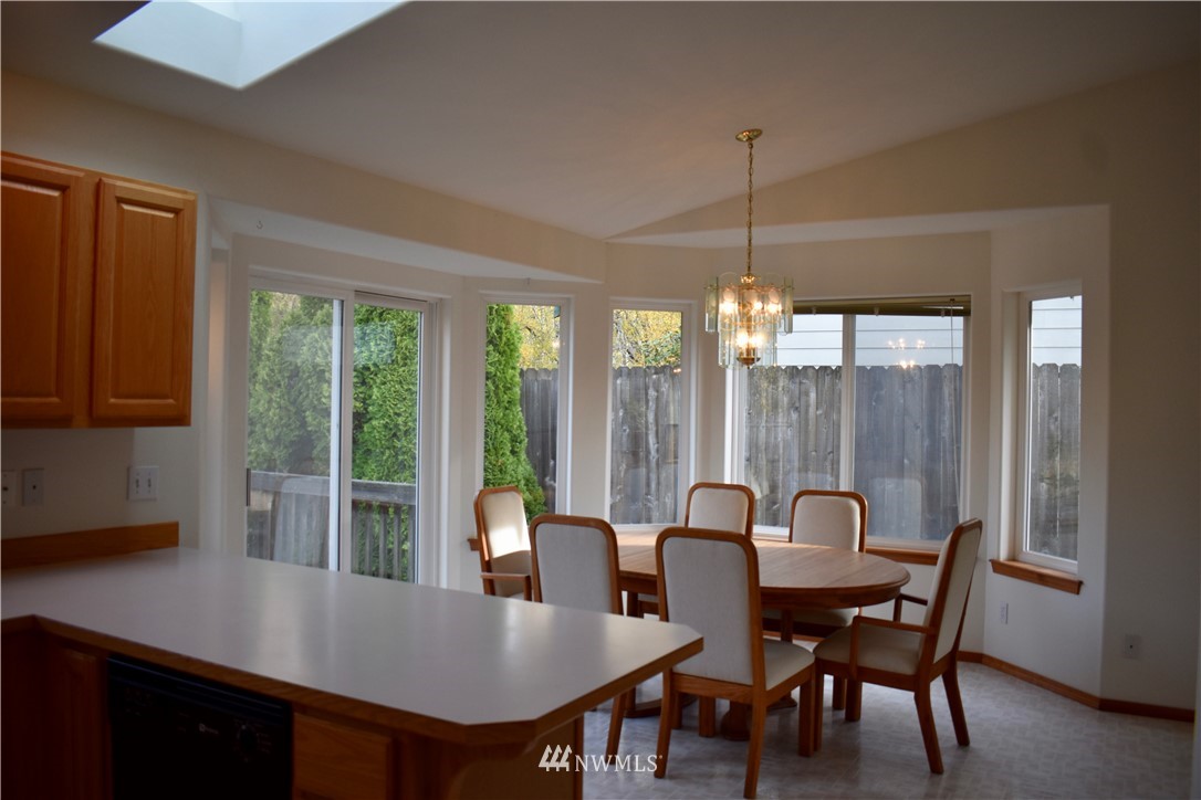 1364 Roma Road Bellingham, WA 98226 - Photo 8 of 22