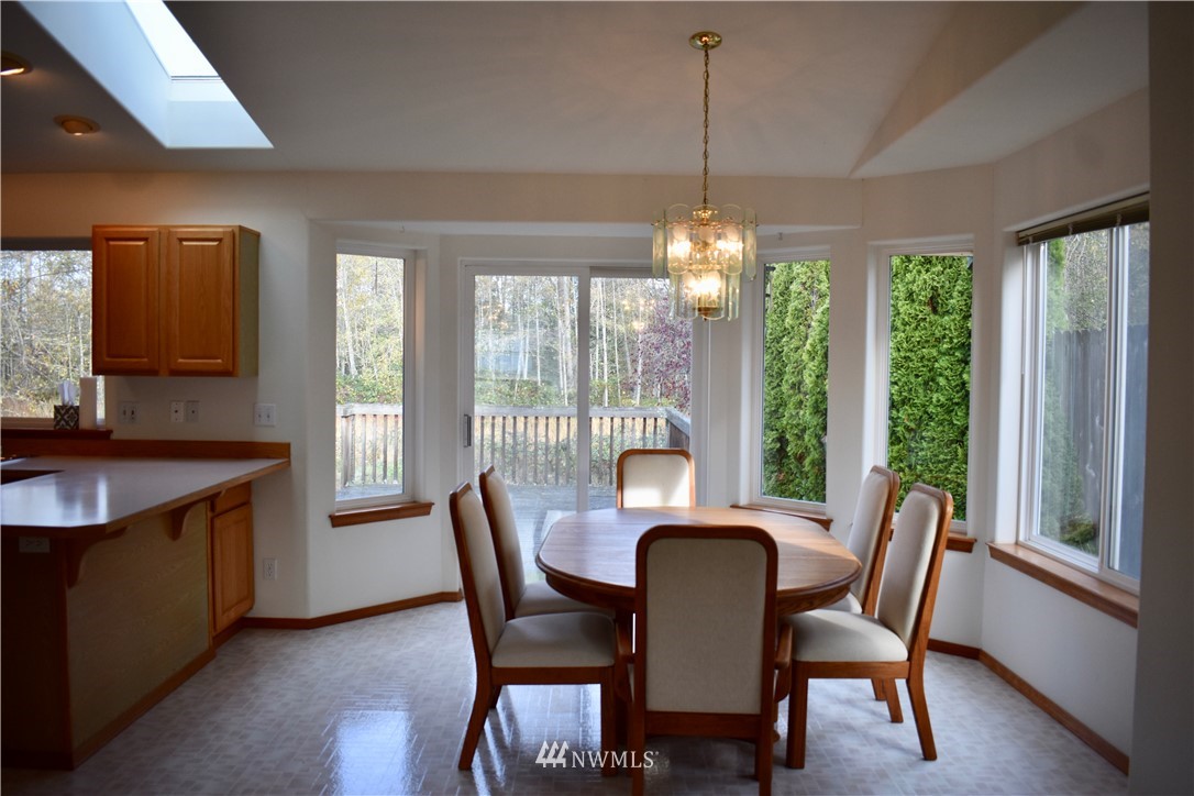 1364 Roma Road Bellingham, WA 98226 - Photo 9 of 22
