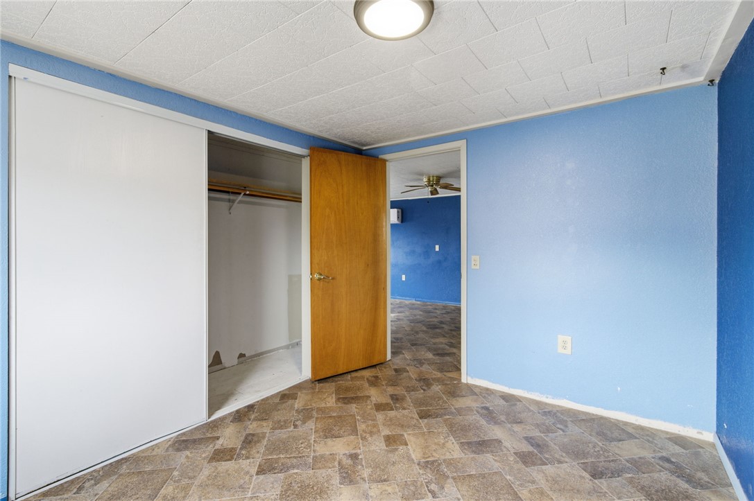 781 South Hano Road Golden Valley, AZ 86413 - Photo 22 of 25 Bedroom