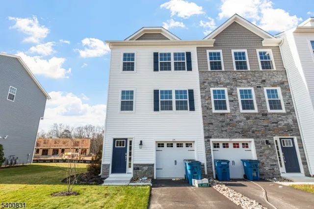 $3,300 | 175 Mantoloking Drive, Jackson, NJ 08527