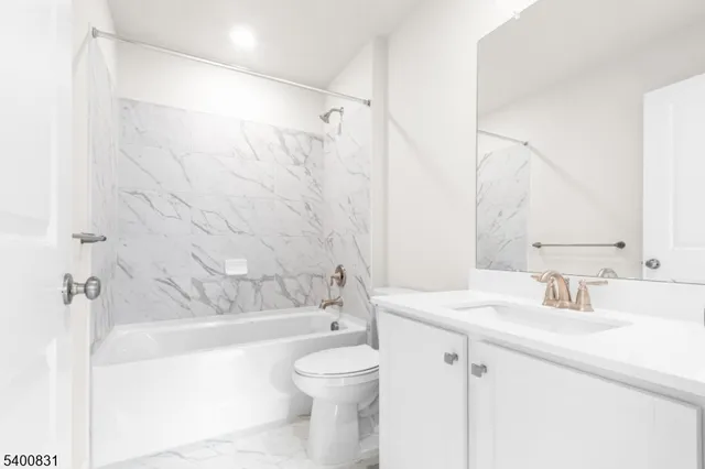 $3,300 | 175 Mantoloking Drive, Jackson, NJ 08527