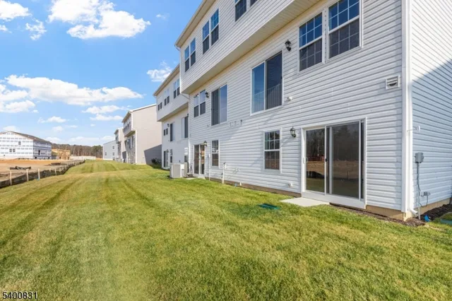 $3,300 | 175 Mantoloking Drive, Jackson, NJ 08527