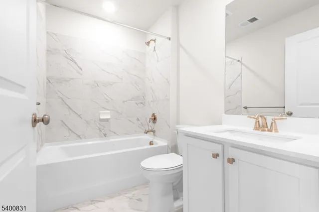 $3,300 | 175 Mantoloking Drive, Jackson, NJ 08527