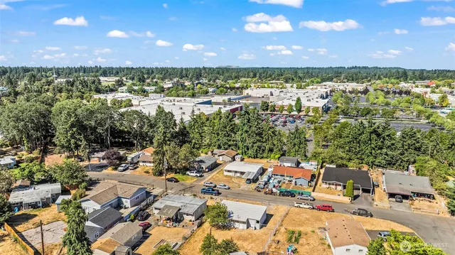 $350,000 | 10221 Villa Lane Southwest, Lakewood, WA 98499