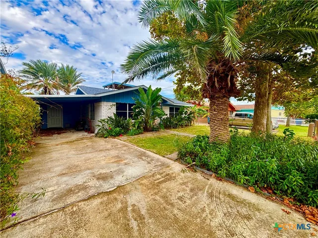 $349,000 | 208 Washington Boulevard, Port O'Connor, TX 77982