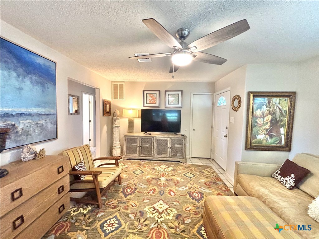 208 Washington Boulevard Port O'Connor, TX 77982 - Photo 8 of 47