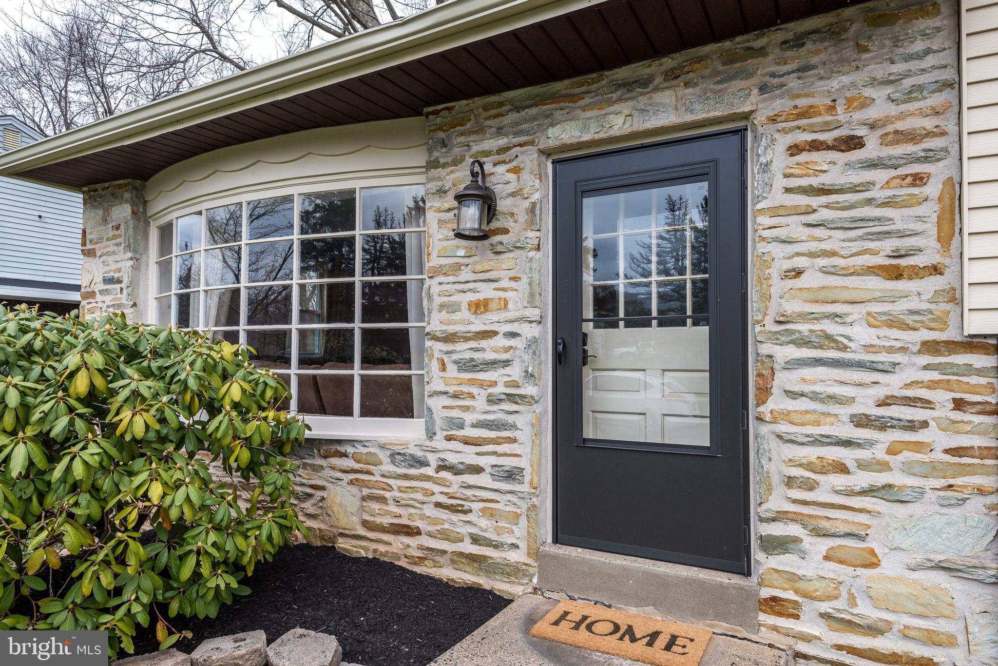 535 Beaver Road Southampton, PA 18966 - Photo 2 of 28 Welcome Home!