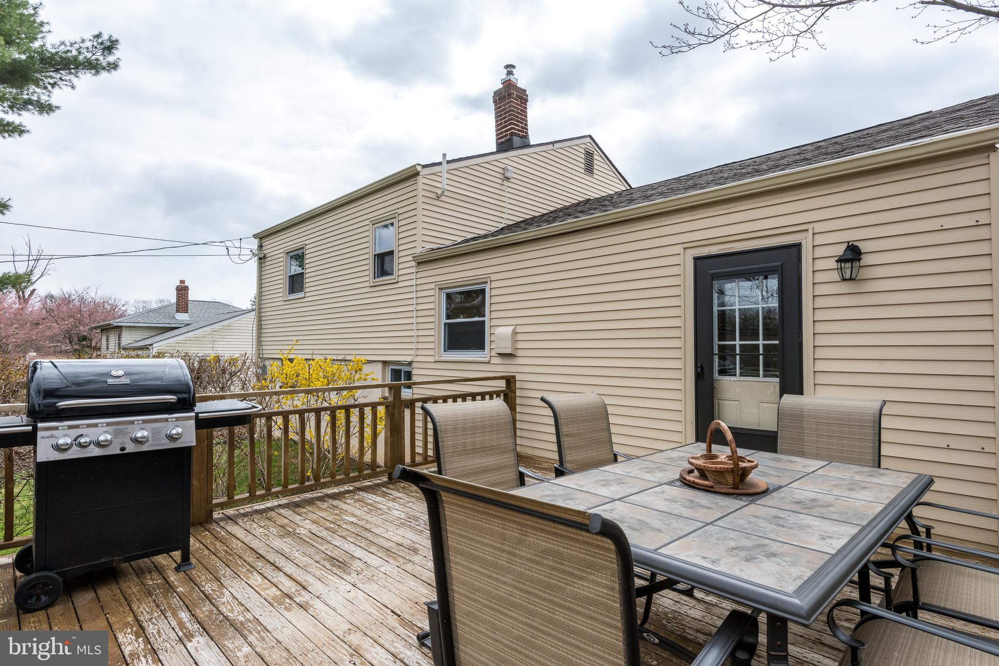535 Beaver Road Southampton, PA 18966 - Photo 13 of 28 Deck