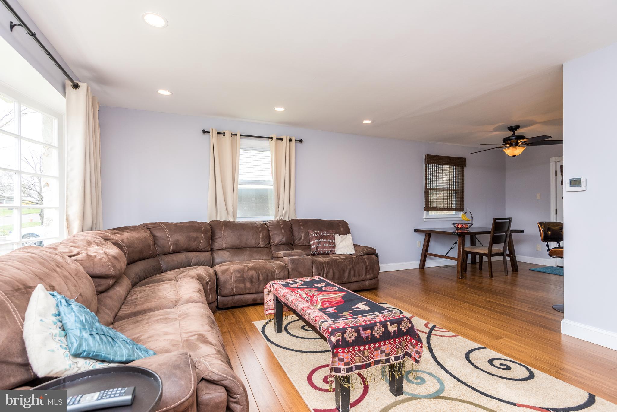 535 Beaver Road Southampton, PA 18966 - Photo 3 of 28 Living Room - opens to Dining Room