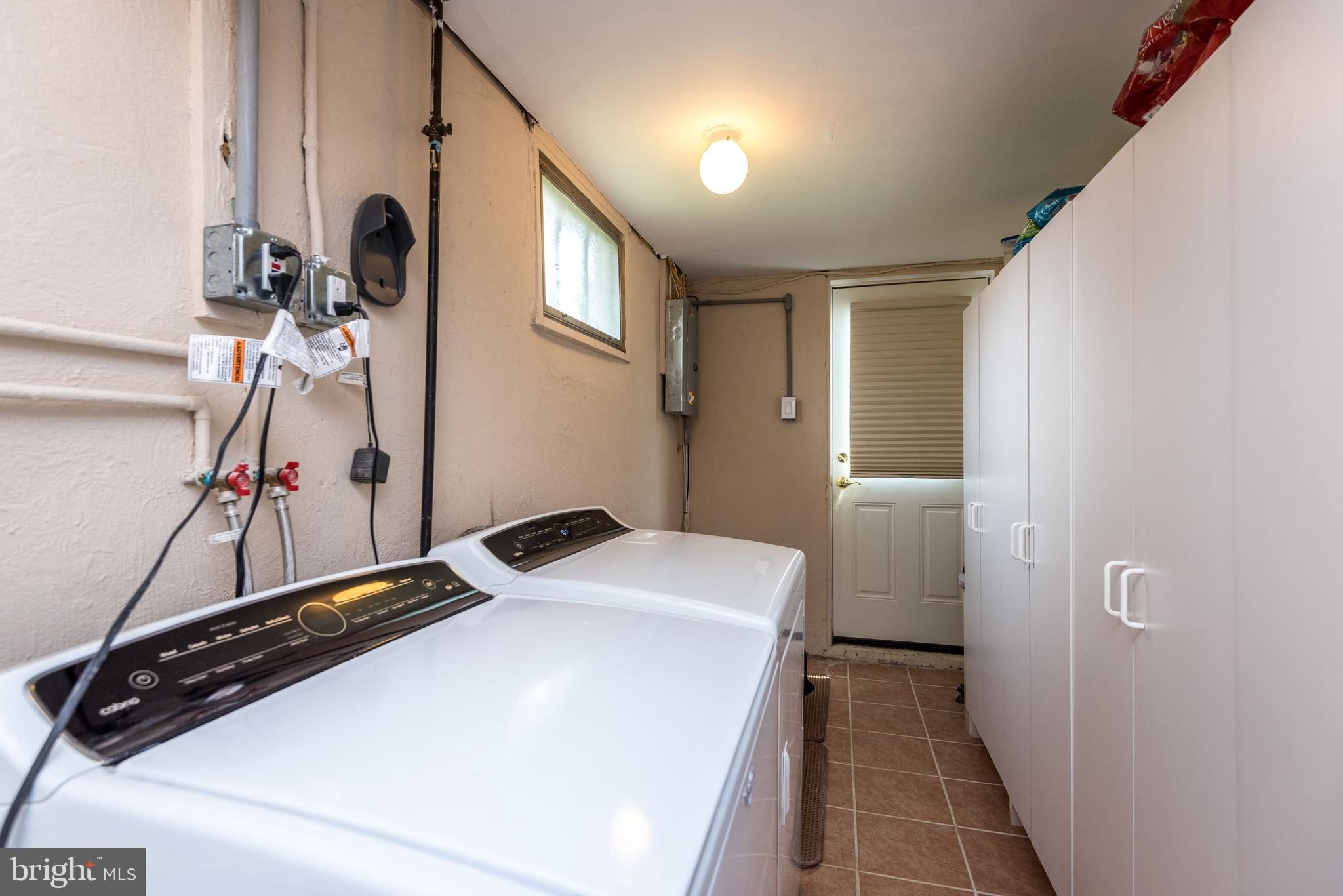 535 Beaver Road Southampton, PA 18966 - Photo 21 of 28 Laundry room with exit to side of home