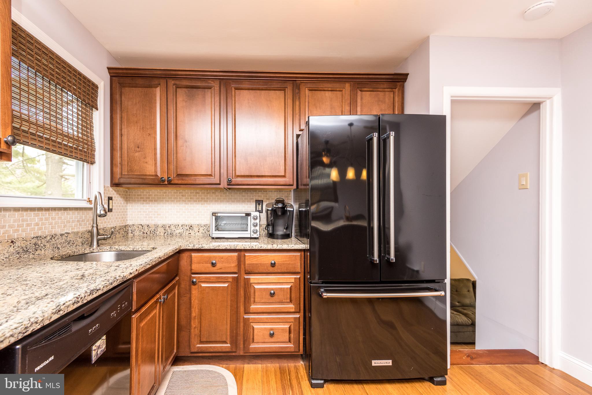 535 Beaver Road Southampton, PA 18966 - Photo 10 of 28 Granite Counters