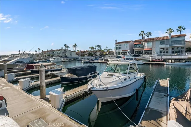 $1,939,000 | 105 Kingfisher Court, Long Beach, CA 90803