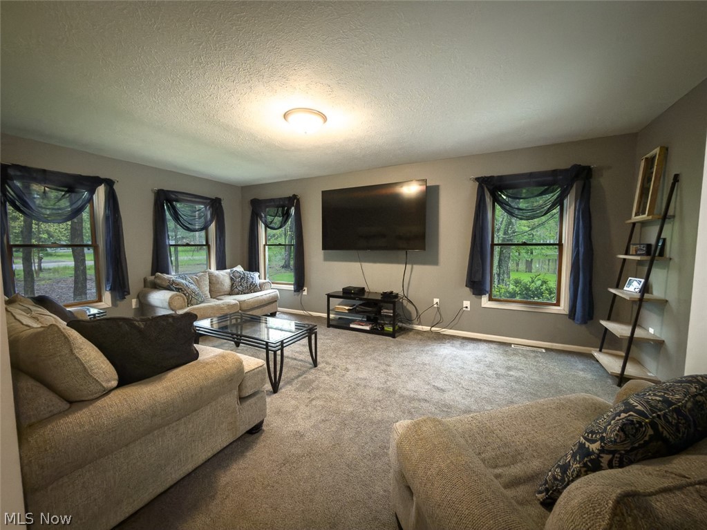 1795 Tallmadge Road Kent, OH 44240 - Photo 3 of 22