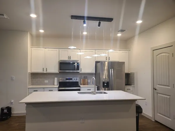 $2,150 | 3117 Armidale Drive, Pflugerville, TX 78660