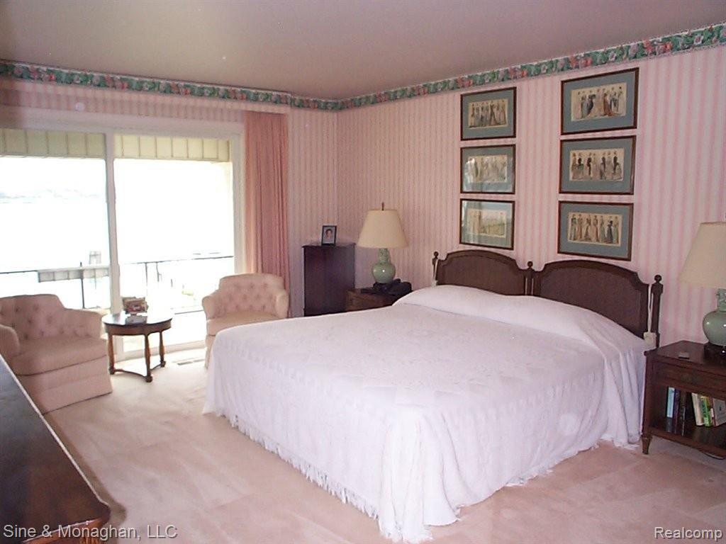 2145 River Road St. Clair, MI 48079 - Photo 8 of 25 8 MASTER BEDROOM 2145 River.JP