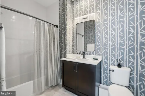 $1,145,000 | 3913 Cranes Bill Court, Rockville, MD 20852
