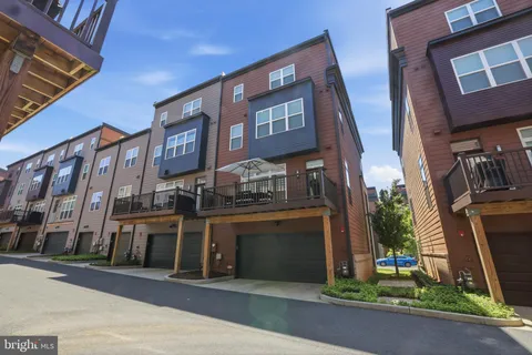 $1,145,000 | 3913 Cranes Bill Court, Rockville, MD 20852