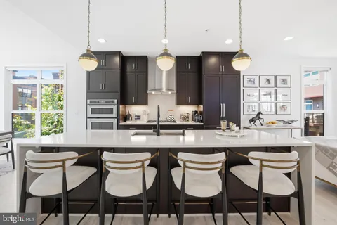 $1,145,000 | 3913 Cranes Bill Court, Rockville, MD 20852