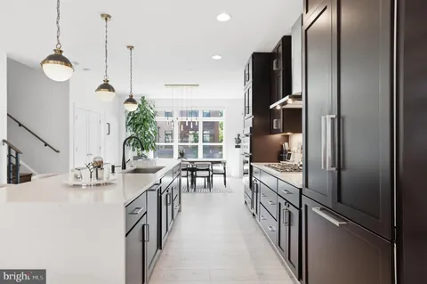 $1,145,000 | 3913 Cranes Bill Court, Rockville, MD 20852