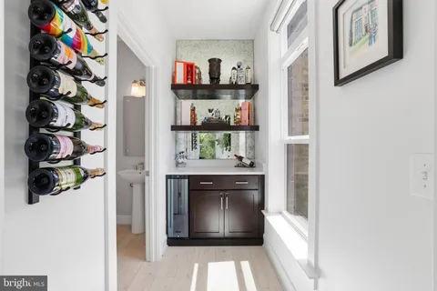 $1,145,000 | 3913 Cranes Bill Court, Rockville, MD 20852