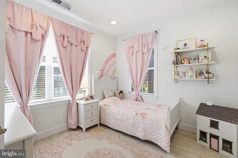 $1,145,000 | 3913 Cranes Bill Court, Rockville, MD 20852
