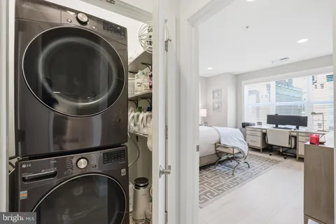 $1,145,000 | 3913 Cranes Bill Court, Rockville, MD 20852
