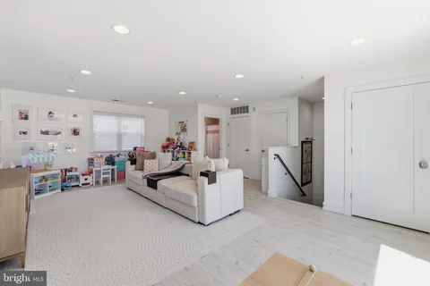 $1,145,000 | 3913 Cranes Bill Court, Rockville, MD 20852