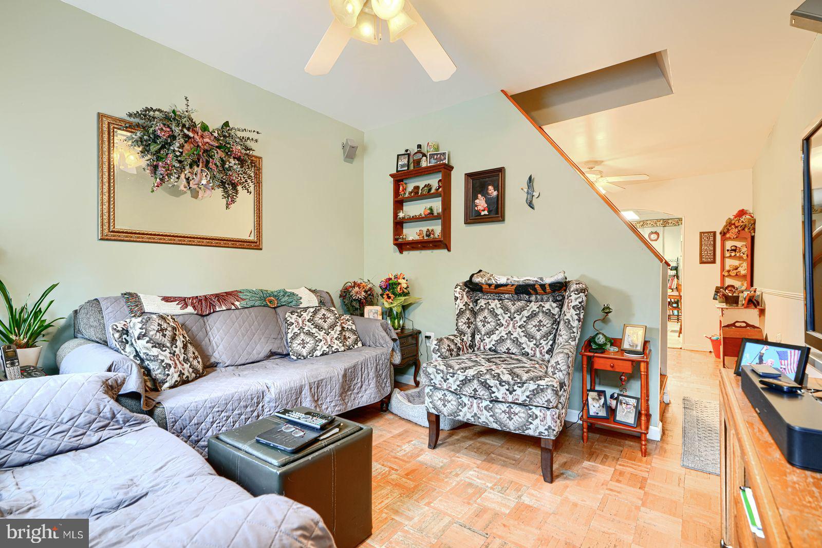 1516 Boyle Street Baltimore, MD 21230 - Photo 6 of 29 a living room with furniture and a couch