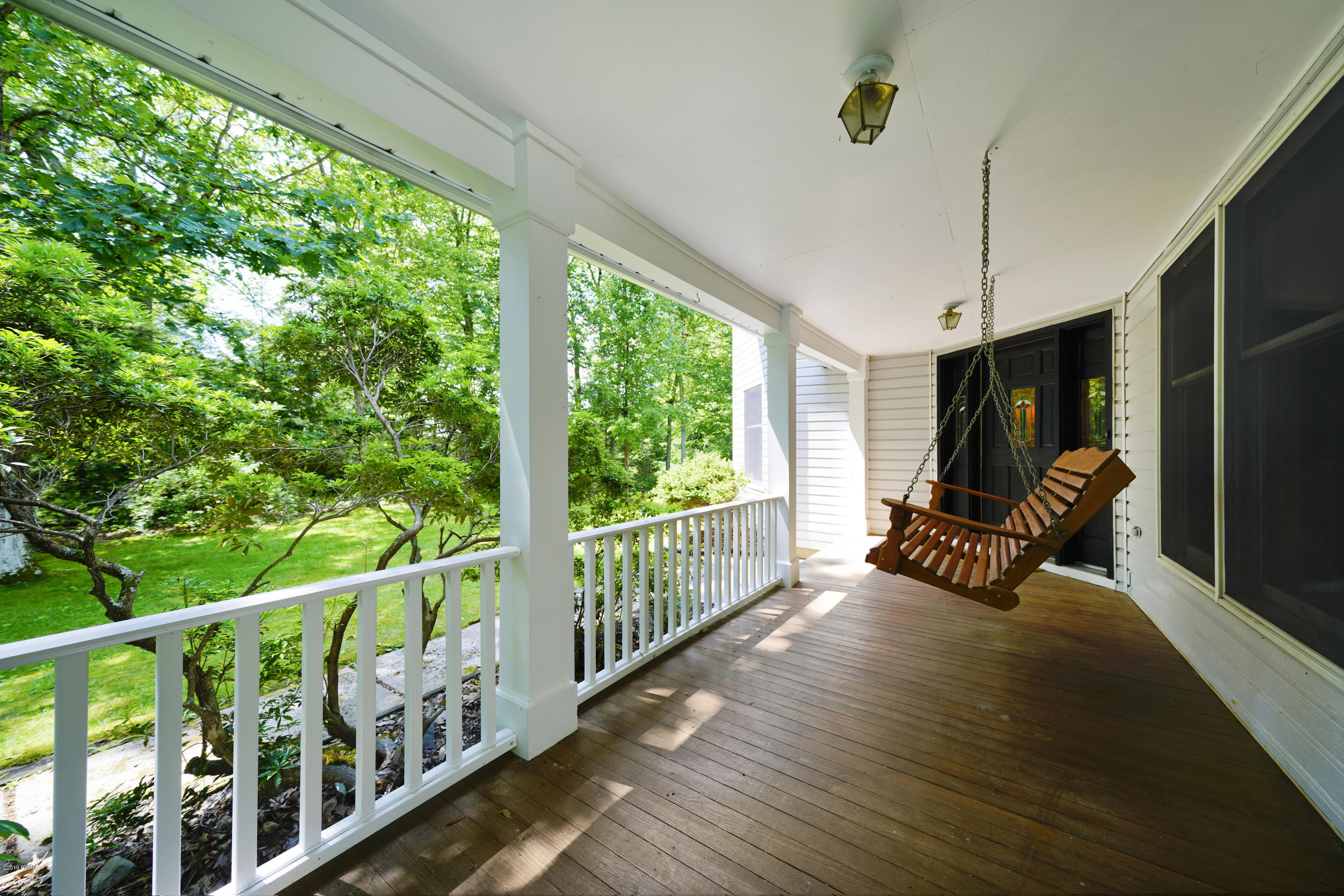 121 Mill Ridge Drive Milford, PA 18337 - Photo 6 of 36 hyxsup8tyrncz9m4zxzwsrfassma1jfyz77hqhvp