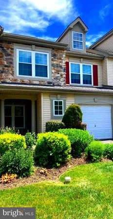 $559,900 | 204 Carrington Court, Warminster, PA 18974