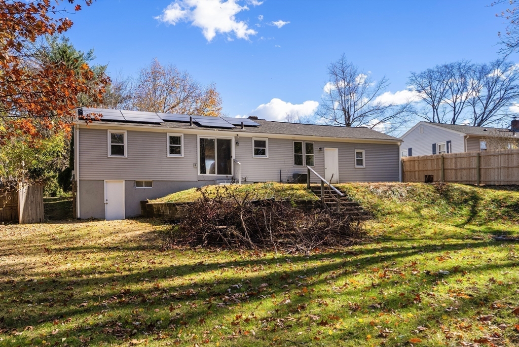 186 Bolton Street Springfield, MA 01119 - Photo 6 of 34 a house view with a garden space