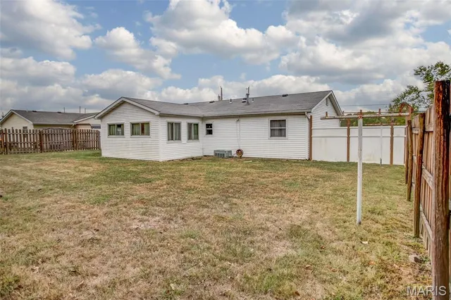 $148,000 | 611 Brown Street, Brighton, IL 62012