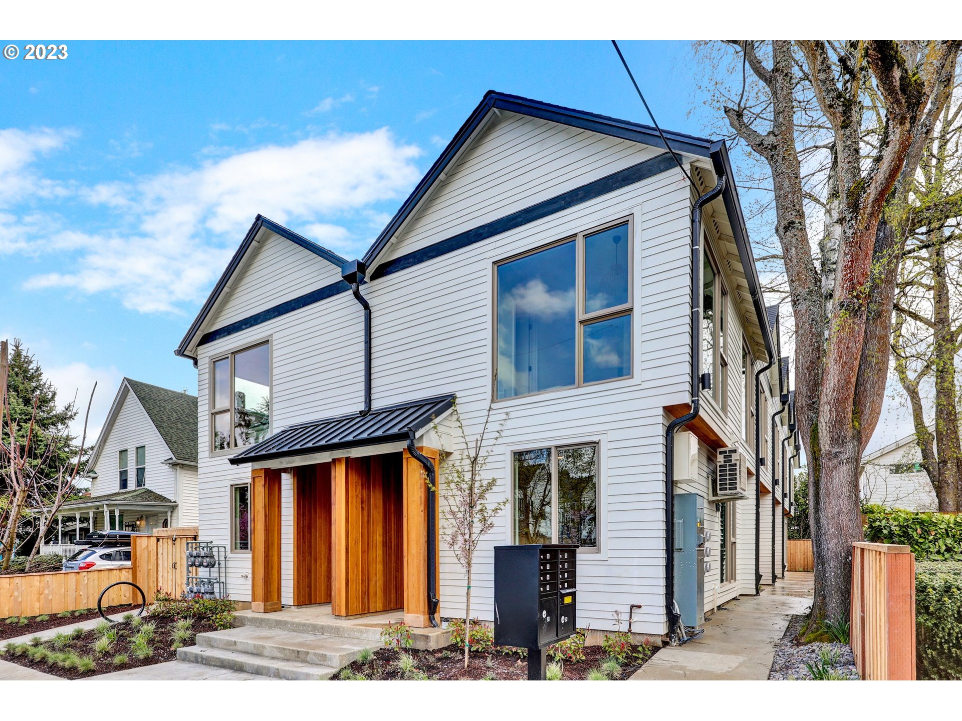 7558 North Berkeley Avenue Portland, OR 97203 - Photo 1 of 18