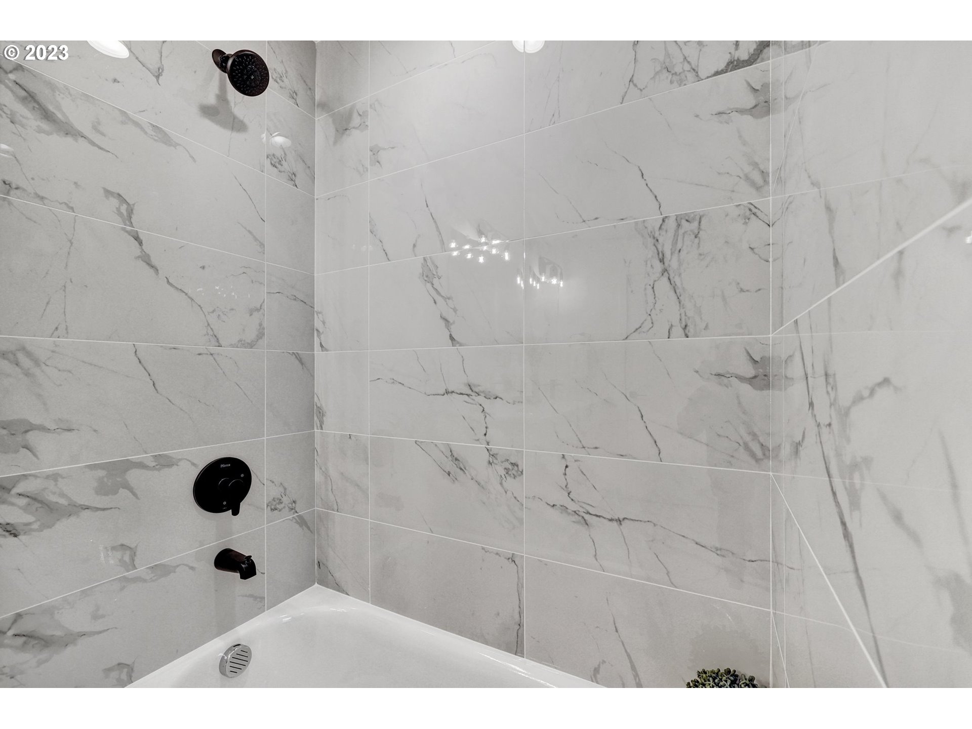 7558 North Berkeley Avenue Portland, OR 97203 - Photo 11 of 18