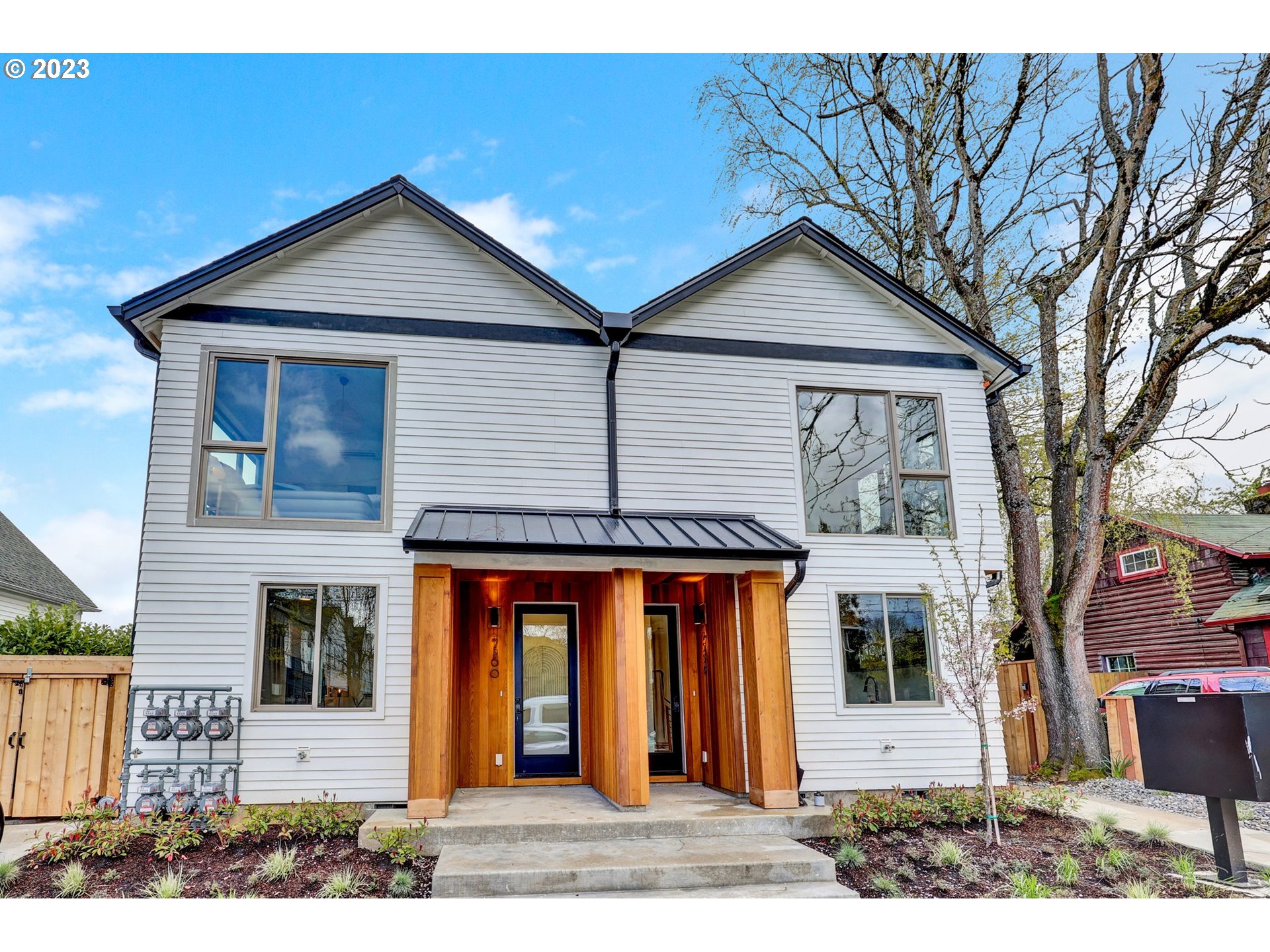 7558 North Berkeley Avenue Portland, OR 97203 - Photo 2 of 18