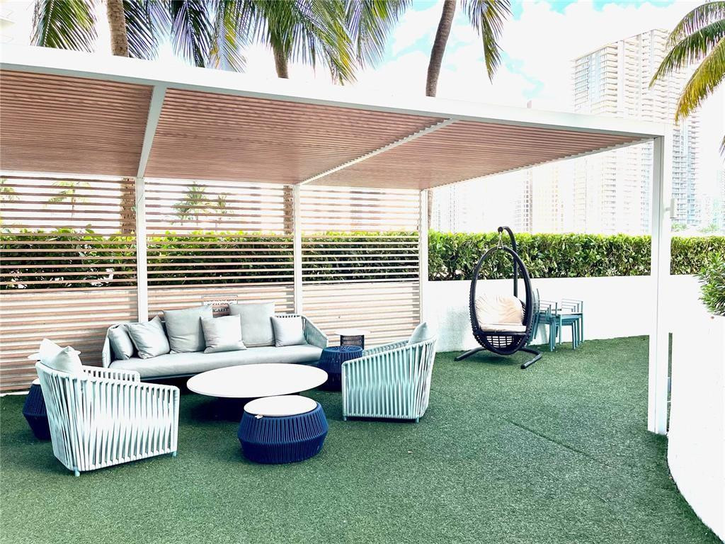 90 Southwest 3rd Street, Unit 2108 Miami, FL 33130 - Photo 25 of 40 Photo 25