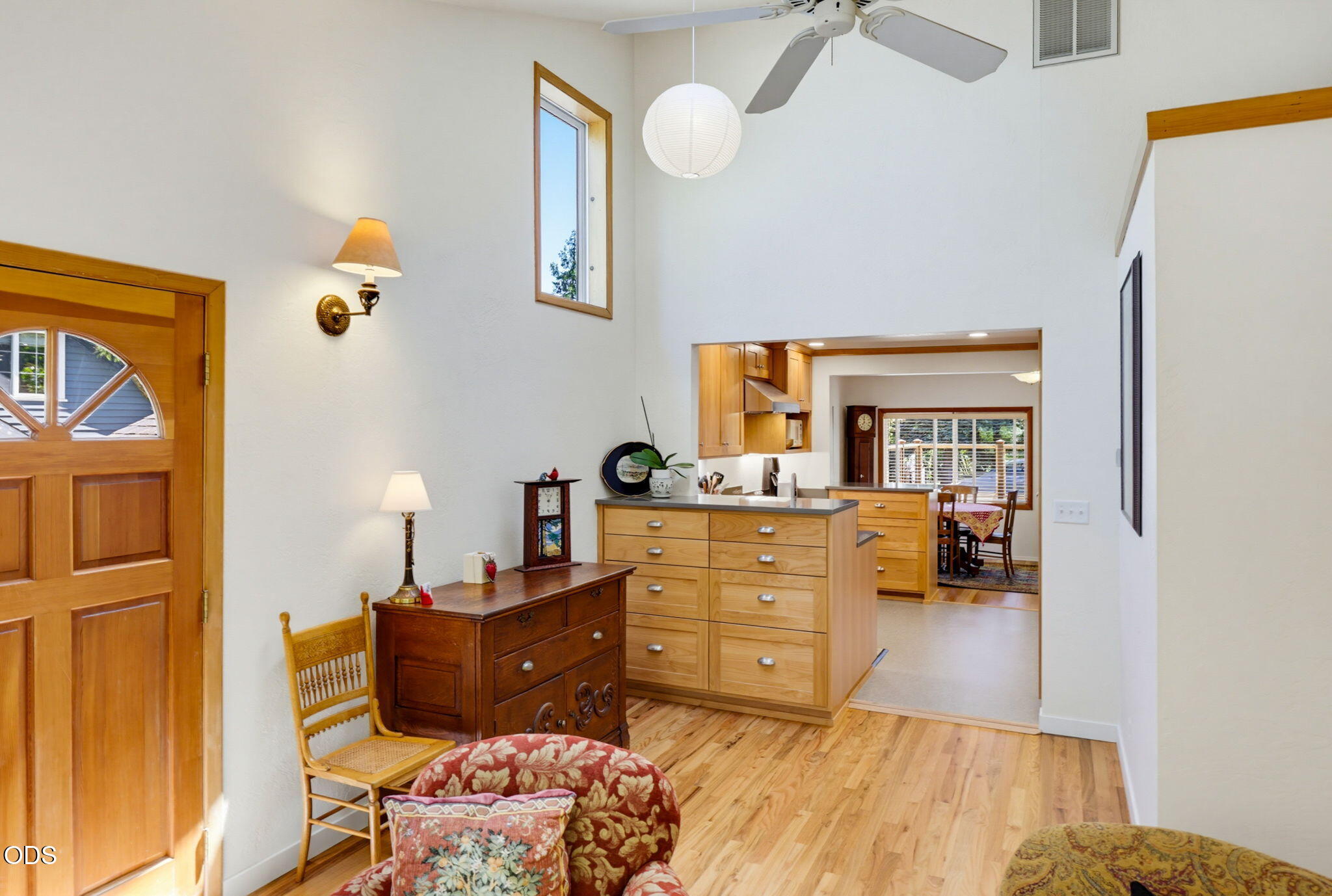 75 Dewey Street Ashland, OR 97520 - Photo 22 of 50