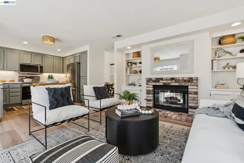 $895,000 | 39 Benedict Court, Alameda, CA 94502